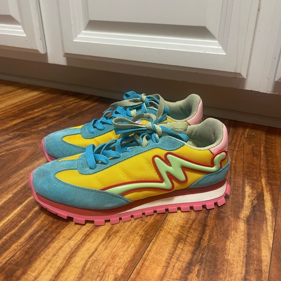 Marc Jacobs | Shoes | Marc Jacobs The Jogger Sneakers 38 | Poshmark